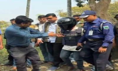 পাবনায় দাদি-নাতনি হত্যা: প্রধান অভিযুক্ত গ্রেপ্তার, উদ্ধার হাতুড়ি-রড