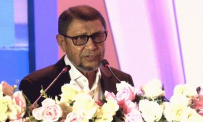 সরকারি ডিউটির সময় প্রাইভেট চেম্বারে রোগী দেখলে লাইসেন্স স্থগিত: স্বাস্থ্যমন্ত্রীর কঠোর বার্তা