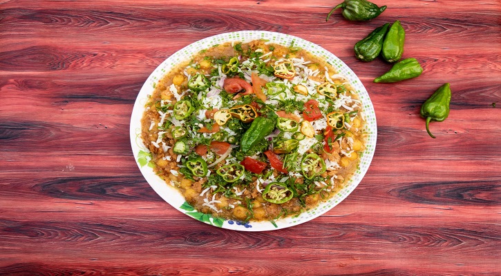 ইফতারে সহজেই তৈরি করুন মজাদার ছোলা চাট মিক্স