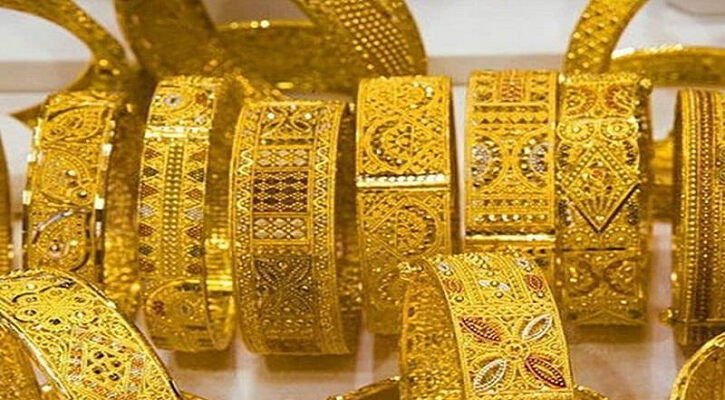 বিশ্ববাজারে সোনার দাম কমলো, দেশে ভরি কত?