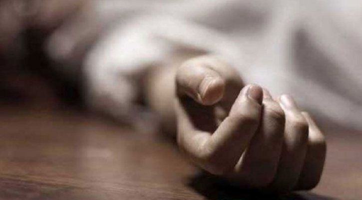 কালীগঞ্জে বাসের ধাক্কায় পৌর কর্মচারী নিহত